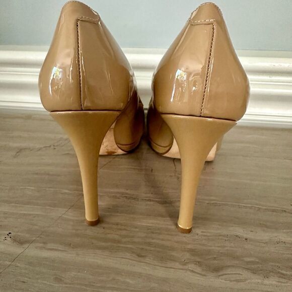 Vero Cuoio tan, patten leather high heel pumps. - Picture 6 of 7